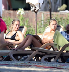 Lady Amelia Windsor Sexy & Topless - TheFappeningBlog.com 39.jpg