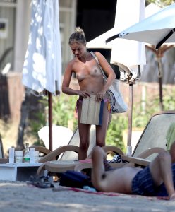Lady Amelia Windsor Sexy & Topless - TheFappeningBlog.com 40.jpg
