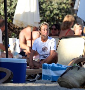 Lady Amelia Windsor Sexy & Topless - TheFappeningBlog.com 48.jpg