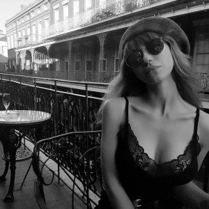 Laura Cartier Nude & Sexy - TheFappeningBlog.com 6.jpg