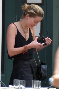 Amber Heard Braless - TheFappeningBlog.com 31.jpg