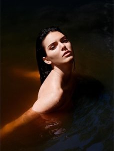 Kendall Jenner Nude - TheFappeningBlog.com 4.jpg