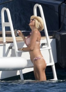 Victoria Silvstedt Sexy - TheFappeningBlog.com 23.jpg