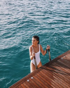 Camila Coelho Sexy - TheFappeningBlog.com 52.jpg