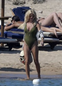 Victoria Silvstedt Sexy - TheFappeningBlog.com 18.jpg