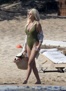 Victoria Silvstedt Sexy - TheFappeningBlog.com 35.jpg