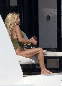Victoria Silvstedt Sexy - TheFappeningBlog.com 41.jpg