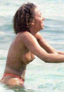 Melanie Brown Nude & Sexy - TheFappeningBlog.com 171.jpg