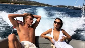 Emily Ratajkowski Sexy 21 thefappeningblog.com.jpg