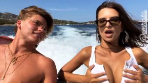 Emily Ratajkowski Sexy 25 thefappeningblog.com.jpg