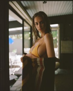 Yulia Rose Sexy Topless - TheFappeningBlog.com 38.jpg