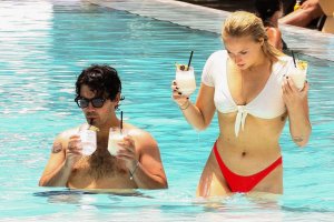 Sophie Turner Sexy - TheFappeningBlog.com 47.jpg