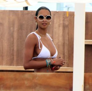 Lais Ribeiro Sexy - TheFappeningBlog.com 34.jpg