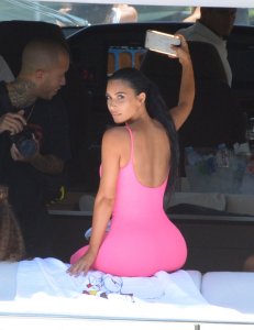 Kim Kardashian Sexy - TheFappeningBlog.com 46.jpg