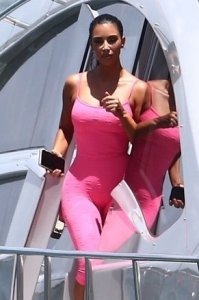 Kim Kardashian Sexy - TheFappeningBlog.com 118.jpg