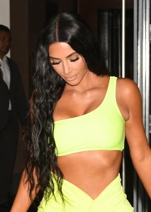 Kim Kardashian Sexy - TheFappeningBlog.com 11.jpg