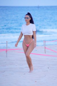 Kim Kardashian Sexy - TheFappeningBlog.com 1.jpg