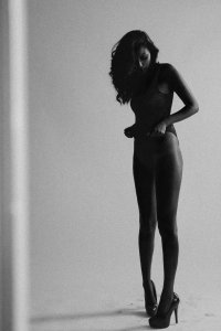 Kendall Marie Nude & Sexy - TheFappeningBlog.com 1.jpg