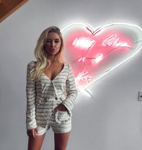 Isabella Gray Sexy- TheFappeningBlog.com 26.jpg