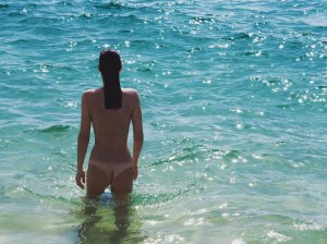 Charlotte de Carle - TheFappeningBlog.com 2.jpg