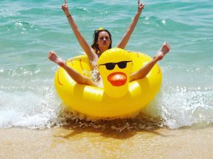 Charlotte de Carle - TheFappeningBlog.com 1.jpg