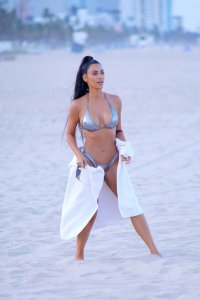Kim Kardashian & Larsa Pippen Seen Sexy - TheFappeningBlog.com 6.jpg