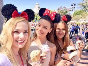 Scarlett Byrne Nude Sexy - TheFappeningBlog.com 4.jpg