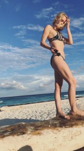 Leven Rambin Sexy - TheFappeningBlog.com 18.jpg