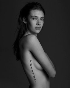 Mia Quinn Nude & Sexy () - TheFappeningBlog.com 31.jpg