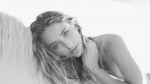 Saskia Jenkins Nude & Sexy - TheFappeningBlog.com 10.jpg