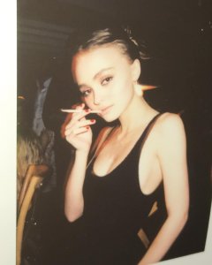 Lily-Rose Depp Sexy - TheFappeningBlog.com 23.jpg