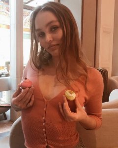 Lily-Rose Depp Sexy - TheFappeningBlog.com 99.jpg