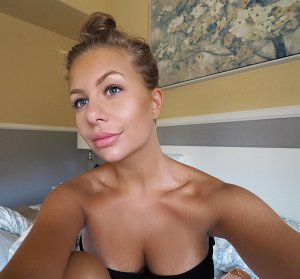 Jelly Devote Sexy - TheFappeningBlog.com 43.jpg