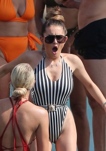 Amber Davies Sexy - TheFappeningBlog.com 4.jpg