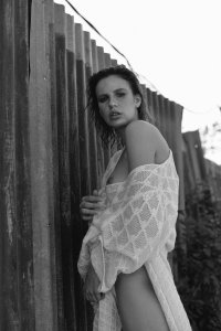 Selina Popa - TheFappeningBlog.com 2.jpg