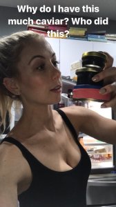 Iliza Shlesinger Sexy - TheFappeningBlog.com 23.jpg