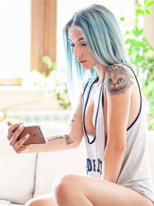 Alisa Bujinko Nude - TheFappeningBlog.com 2.jpg