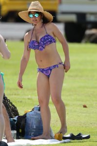 Evangeline-Lilly-in-a-Bikini-13.jpg