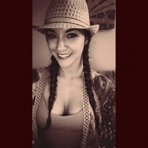 Averey Tressler Nude & Sexy - TheFappeningBlog.com 50.jpg