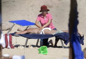 Sam Faiers Sexy & Topless - TheFappeningBlog.com 41.jpg