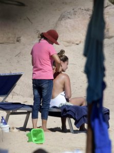 Sam Faiers Sexy & Topless - TheFappeningBlog.com 53.jpg