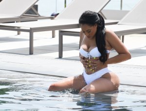 Natalie Nunn Sexy - TheFappeningBlog.com 3.jpg