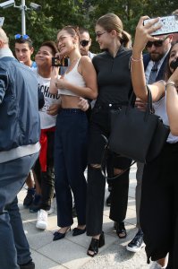 Bella Hadid Braless - TheFappeningBlog.com 30.jpg