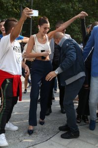 Bella Hadid Braless - TheFappeningBlog.com 28.jpg