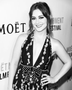 Billie Lourd Sexy - TheFappeningBlog.com 17.jpg