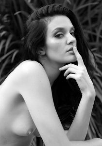 Amber Nicole Flowers Nude - TheFappeningBlog.com 20.jpg