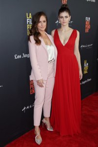 Alexandra Daddario & Minka Kelly Sexy - TheFappeningBlog.com 4.jpg
