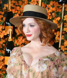 Christina Hendricks Sexy - TheFappeningBlog.com 1.jpg