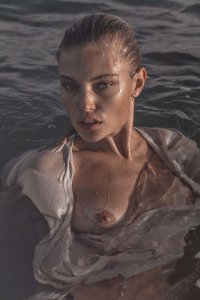 Shenise Breslin Nude - TheFappeningBlog.com 1.jpg