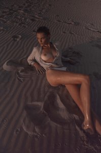 Shenise Breslin Nude - TheFappeningBlog.com 8.jpg